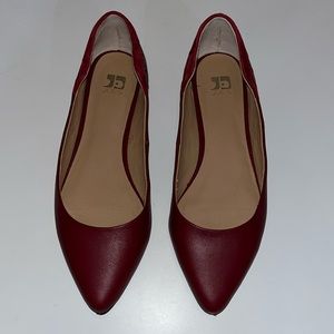 Joe’s Women’s Red Leather Flat Shoes‎ Sz 6 Suede Accent Stud Detail Casual Comfy